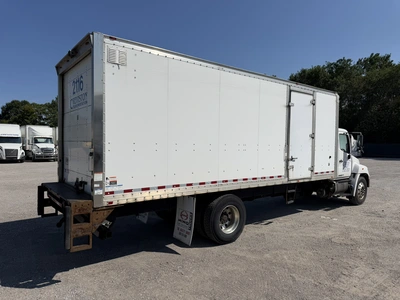 Used 2016 HINO 268A Box trucks Indiana US | Miedema Asset Management Group #1414600