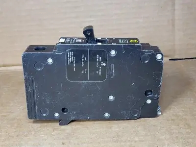 Used SCHNEIDER ELECTRIC EDB16015 Switchgears British Columbia CA | Lenmark #913576