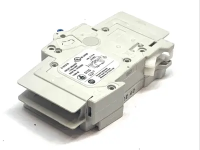 USED ALLEN-BRADLEY MICRO CIRCUIT BREAKER W/ 1489-AMRA3 AUX CONTACT