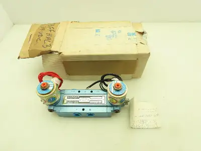 Honeywell Skinner S3FFHAL3 Directional Control Spool Valve 5/3 24VDC 3/8" NPT