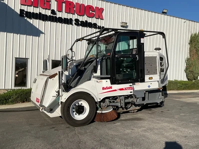 Used 2018 ELGIN PELICAN Street Sweeper California US | Big Truck & Equipment #1412302