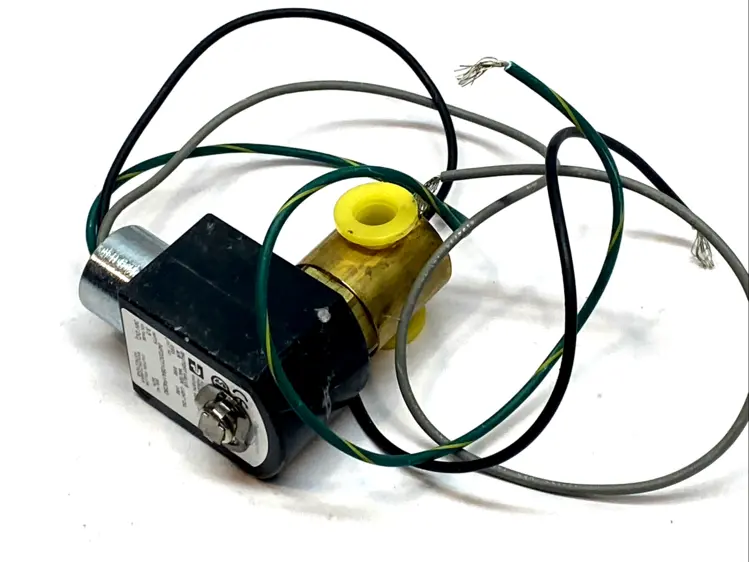 Used Parker 2-Way NC Brass Solenoid Valve 1/4" NPT 24VDC Solenoid Valves Michigan US | Maverick Industrial Sales #1401354