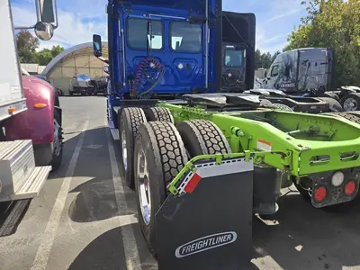 Used 2019 FREIGHTLINER CASCADIA 126 Conventional trucks California US | Ben Kaplan Equipment #1414118