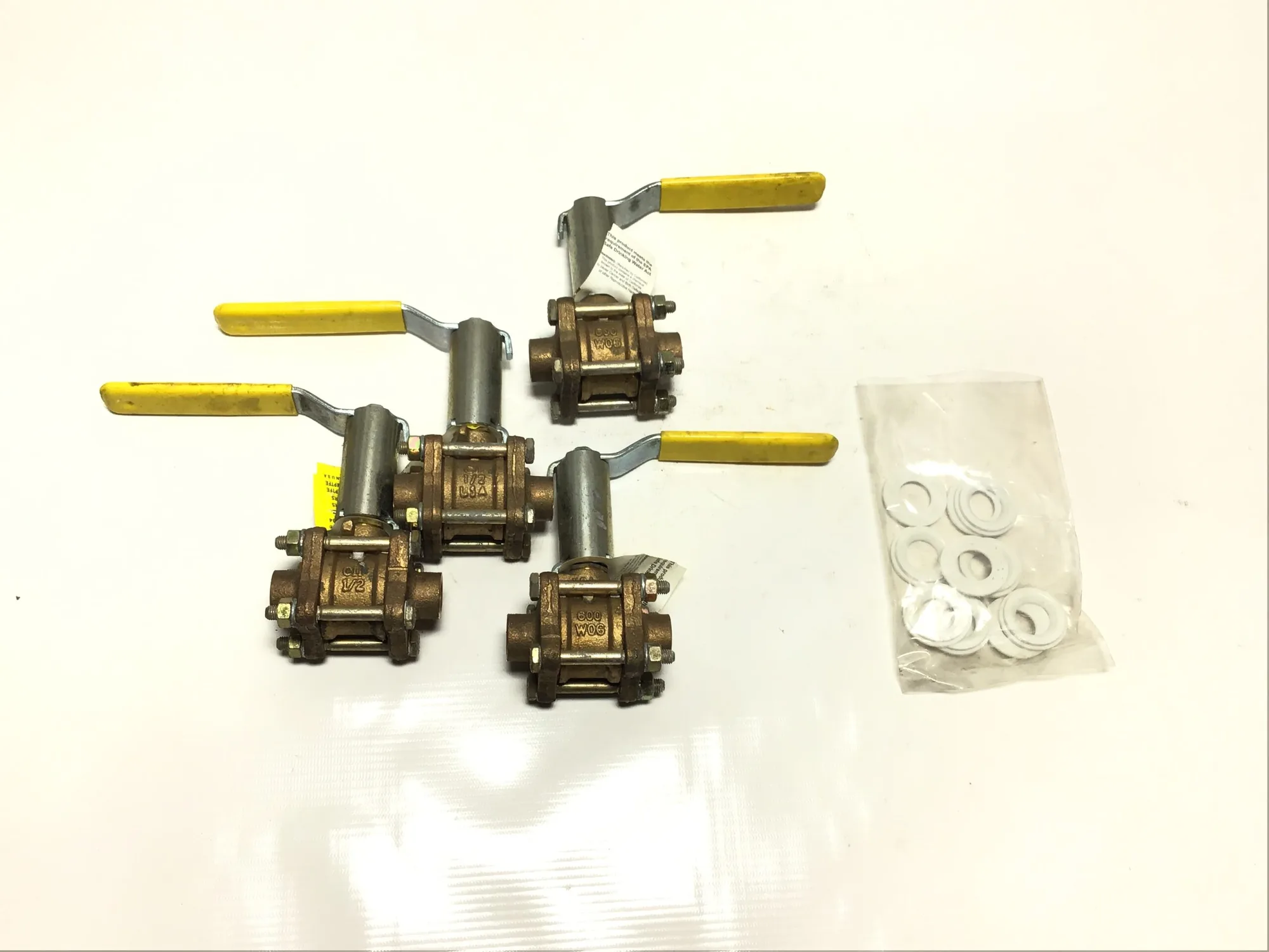 Apollo 82-203-04 Ball Valve 1/2″ BRS