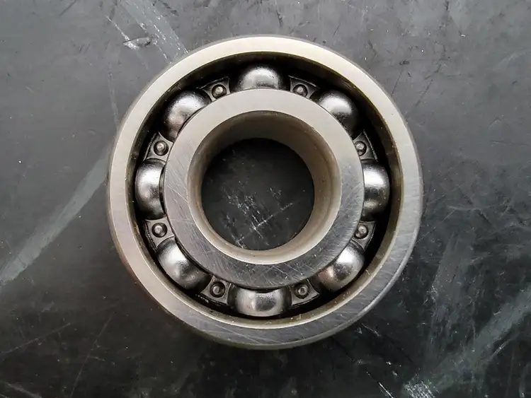 Used LENMARK INDUSTRIES 6204 Bearings British Columbia CA | Lenmark #260677