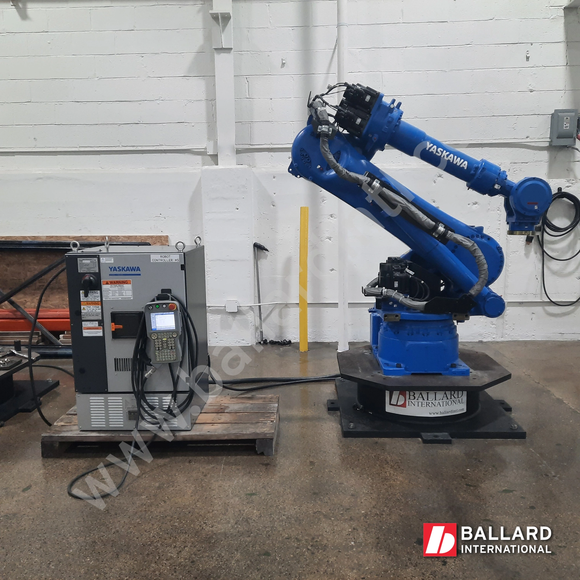 YASKAWA Motoman MH180 Robot System w/ DX200 Controller