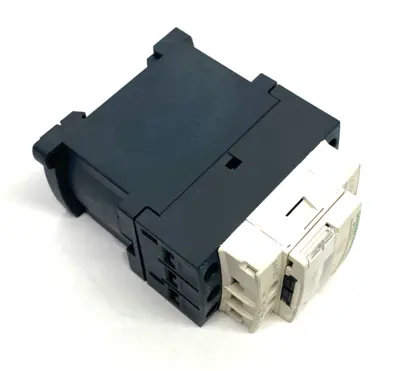 Used SCHNEIDER ELECTRIC IEC CONTACTOR, TESYS DECA, NONREVERSING, 12A PLC Contactors | Maverick Industrial Sales #1099124