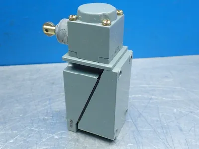 NEW ALLEN BRADLEY 802TKP