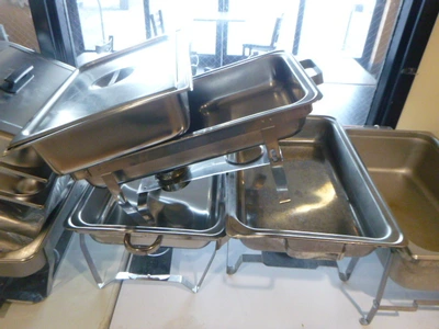 7 Complete Chafing Dishes