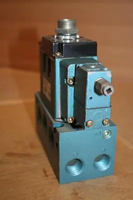 USED MAC VALVE MV-A2B-A111-PM-111DA