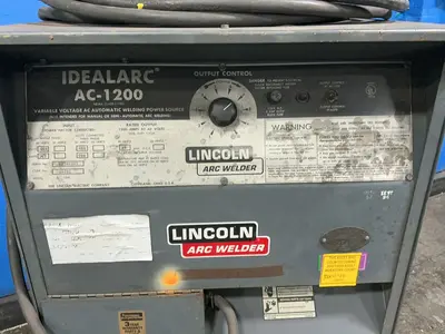Used LINCOLN ELECTRIC IDEALARC AC1200 Arc Welders Ohio US | HGR 24 #1404331