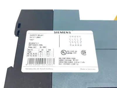 USED SIEMENS SIRIUS SAFETY RELAY, OUTPUT EXP.