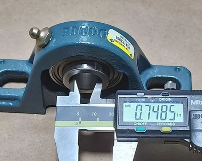 NEW Baldor 123904