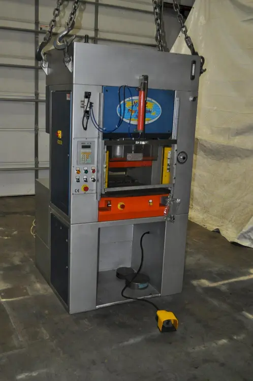 Used _UNKNOWN_ _UNKNOWN_ Hobbing Presses | D & D Industries #438796