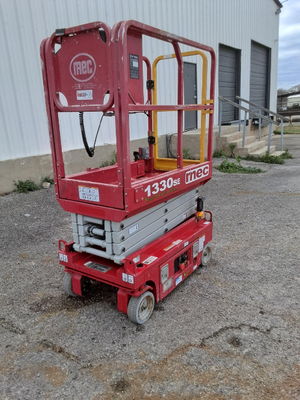 USED 2023 MEC 1330SE