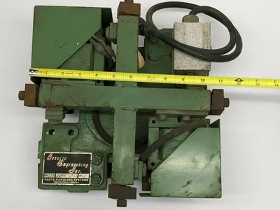 USED SERVICE ENGINEERING VIBRATORY BOWL FEEDER SYSTEM BASE 10/85