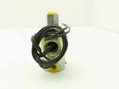 Honeywell Skinner V5L44410 Solenoid Valve 3-Way NC 115V 50 PSI 1/4" NPT
