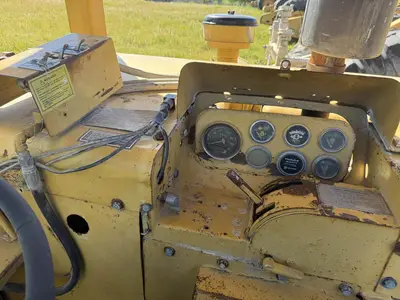 USED 1986 CATERPILLAR 613
