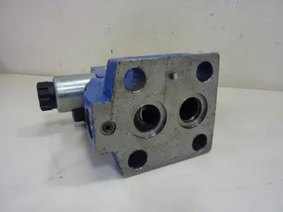 USED REXROTH Z4WE6E12731/EG24N9K4