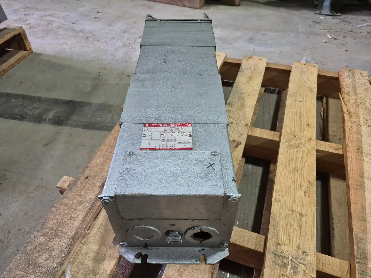 Used CANADIAN GENERAL ELECTRIC 15M104 Transformers British Columbia CA | Lenmark #1426816