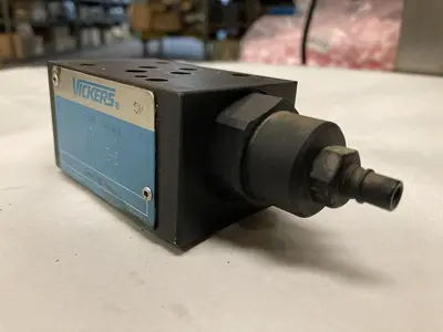 Used VICKERS DGMFN-3-Y-A2W-B2W-41 Pump & Valve Parts Ohio US | Surplus Asset Holdings #1241267