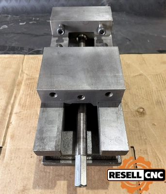 USED Kurt 3600V Vise