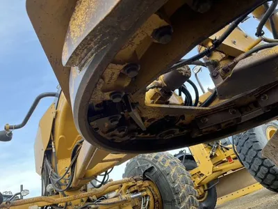 2011 Caterpillar 140M