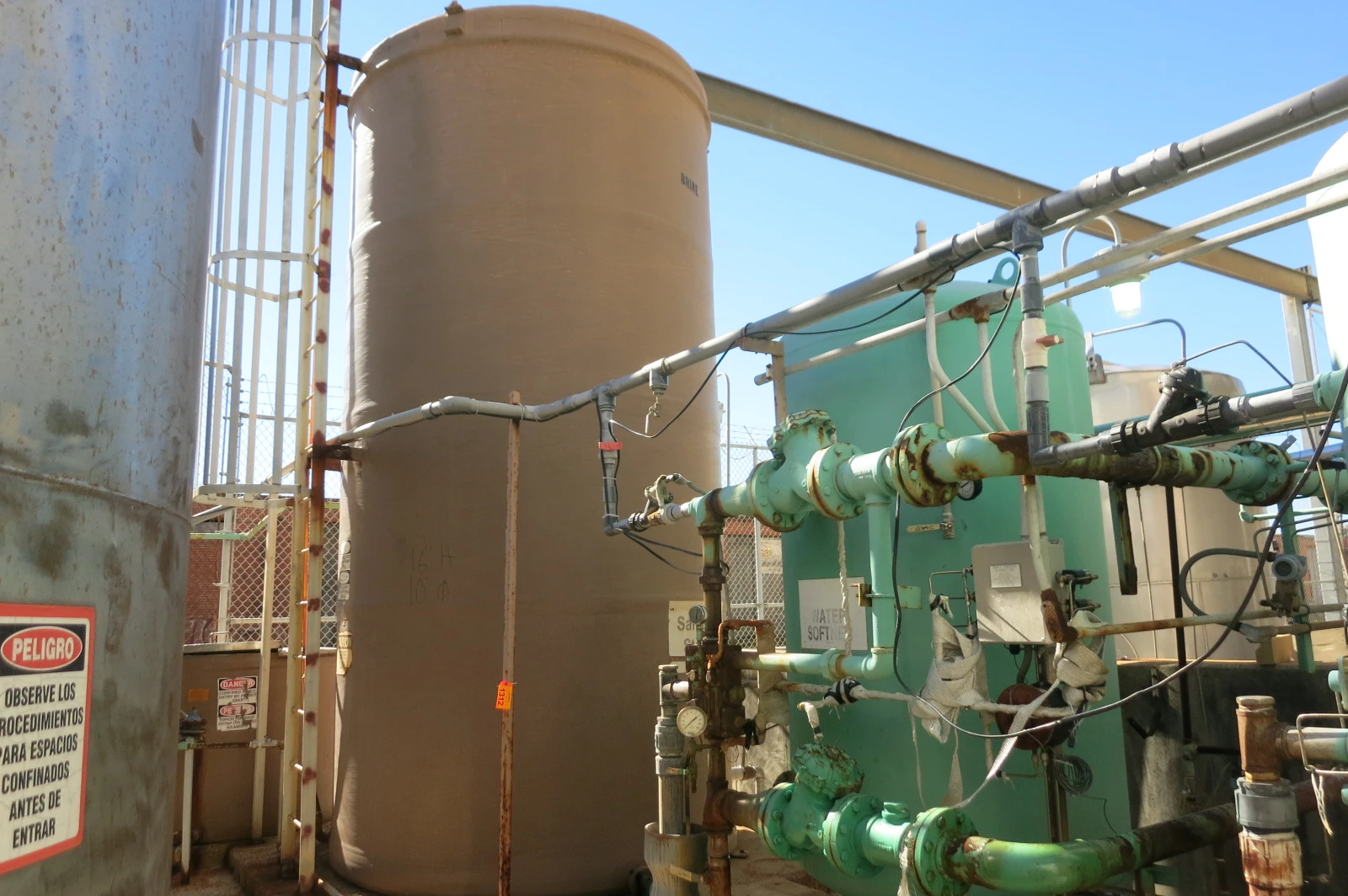 9400 Gallon Brine Storage Tank plus small tank
