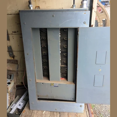 Square D 225 Amp 600 Volt Breaker Panel
