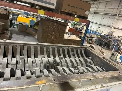 USED 2004 SHRED-TECH ST-75E