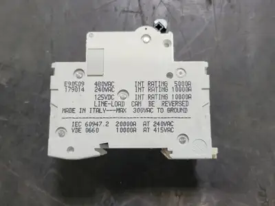 Used MERLIN GERIN 17447 Switchgears British Columbia CA | Lenmark #242116