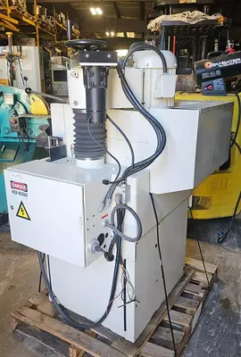 USED 2002 DCM PDG