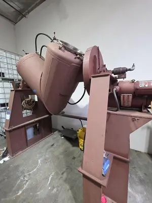 Used PATTERSON-KELLEY _UNKNOWN_ Double Cone - V Mixers California US | Machinery & Equipment #1556569