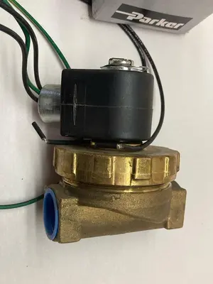 Used PARKER 12FS5C2348ACF4C05 Solenoid Valves Ohio US | Surplus Asset Holdings #1403077