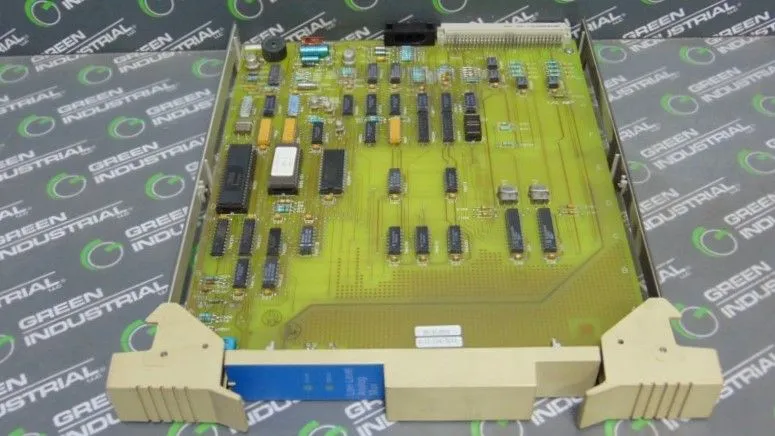 Honeywell 51304362-100 UCN Low Level Analog Mux Card HDW: K FW: E Used