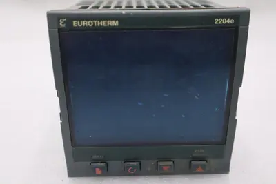 EUROTHERM 2204E TEMPERATURE CONTROLLER 2204E/VC/VH/RU/RW/XX/XX... STOCK K-392-D