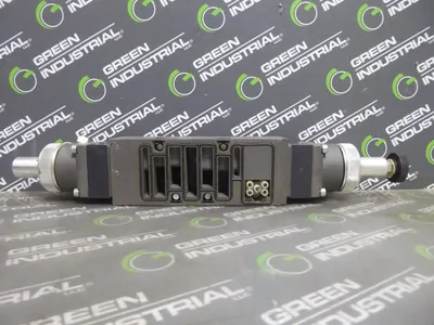 Numatics I23RQ100JP00000 Dual Regulator Used