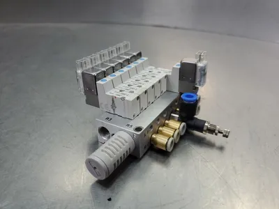 SMC (1)SYJ3240-5MNZ-Q/(5)SYJ314-5MNZ-Q Solenoid Valve Manifold. 6D-2