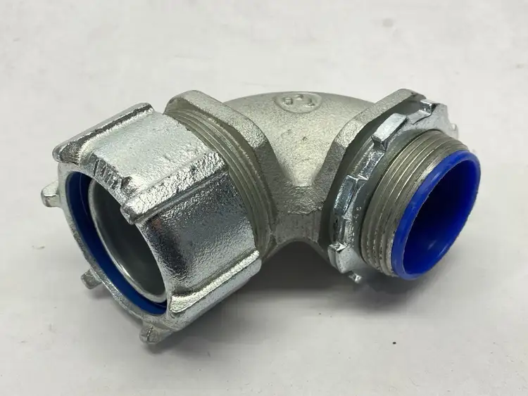 Used THOMAS & BETTS LIQUIDTIGHT CONDUIT FITTING 90 DEGREES 1-1/2" Electrical Fittings Michigan US | Maverick Industrial Sales #1089990