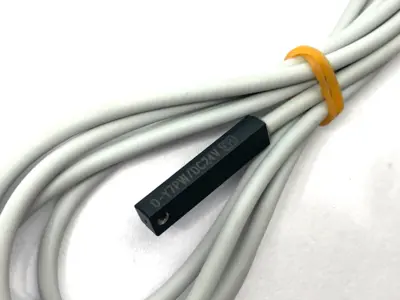 USED SMC AUTO SWITCH 2-COLOR INDICATION 3-WIRE 24VDC