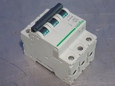 New | in-Stock SCHNEIDER ELECTRIC 24536 Circuit Breakers Ohio US | HGR 24 #1186283