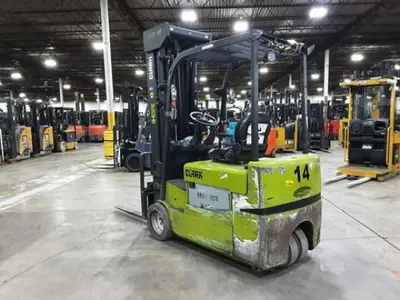 USED 2020 CLARK TMX25