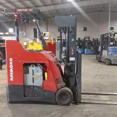 USED 2021 RAYMOND 425-C40QM