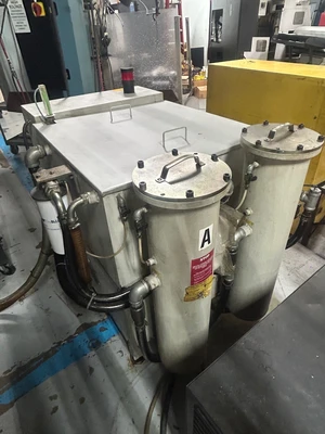 2004 Mazak Variaxis 500 5X 5 Axis 2 Pallet Milling Machine