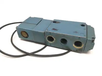 Used MAC Valves Pneumatic Solenoid Valve with PME-611BAAA Pump & Valve Parts Michigan US | Maverick Industrial Sales #1489335