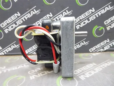 Dayton 1L449 Shielded Pole Gearmotor 1/250 HP 0.9 RPM CW Rotation 50 in-lbs New
