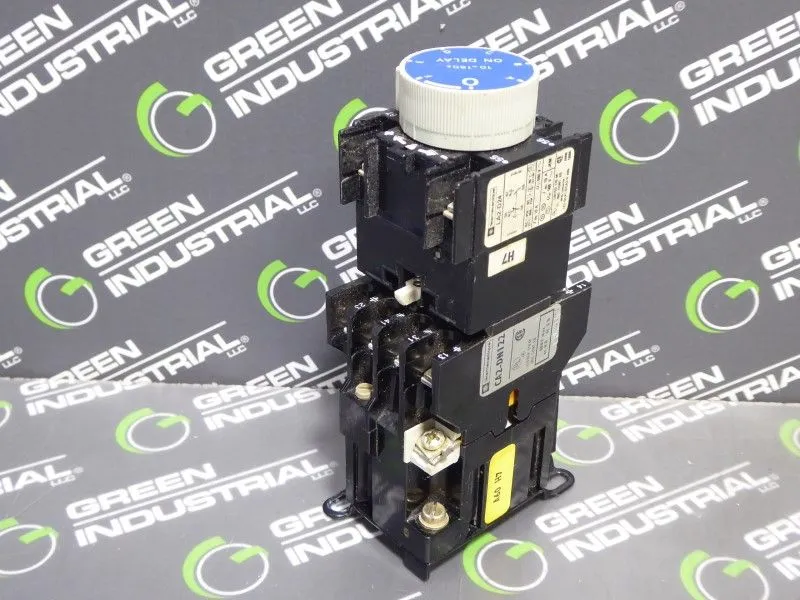 Telemecanique Contactor CA2-DN122 110V Coil with LA2-D24 Time Delay Block Used