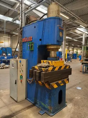 Used 1972 MÜLLER CE 200.1.1 Hydraulic Presses CZ | Amaron s.r.o. #1543401