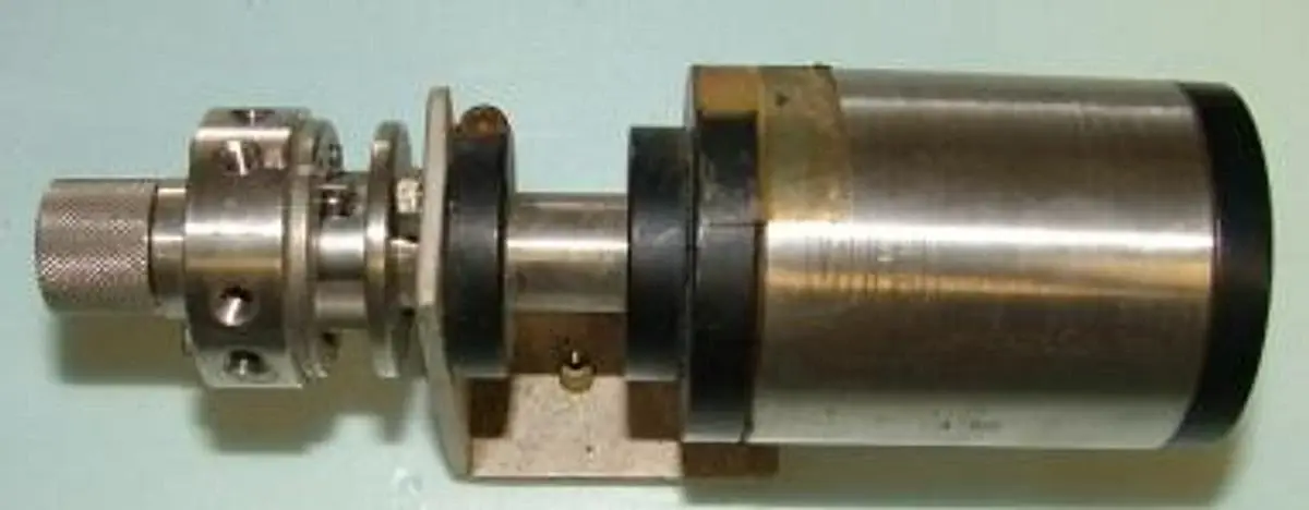QTY. 1. VALCO VICI VALVE 4 PORT WITH VICI A90 AIR ...