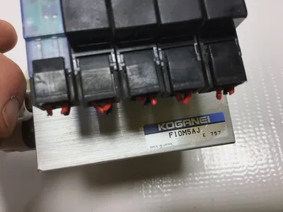 Koganei F10T1-CPL3 Manifold w/ Valves 0.2-0.7MPa 24VDC